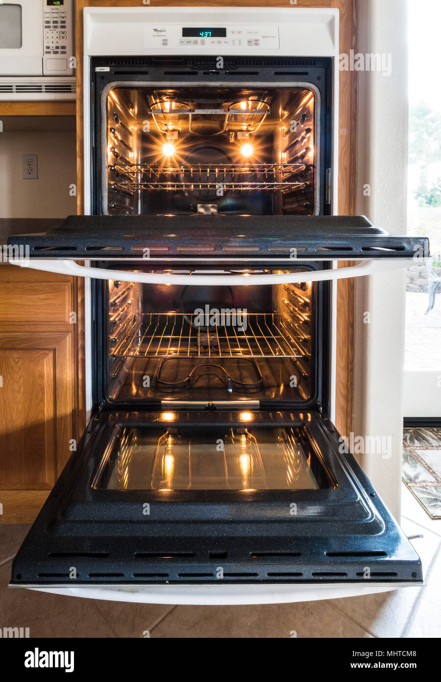 GE Freestanding Double Oven Electric Convection Range With , 44 OFF