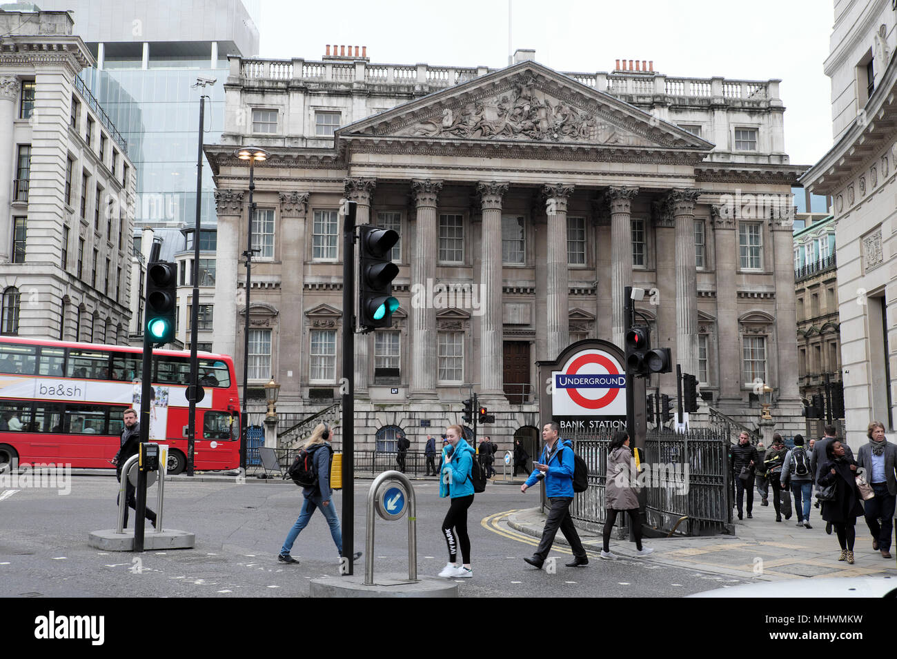 Mansion House, Bank underground station sign street view from the corner of Princes Street, & Threadneedle street in City of London UK   KATHY DEWITT Stock Photo