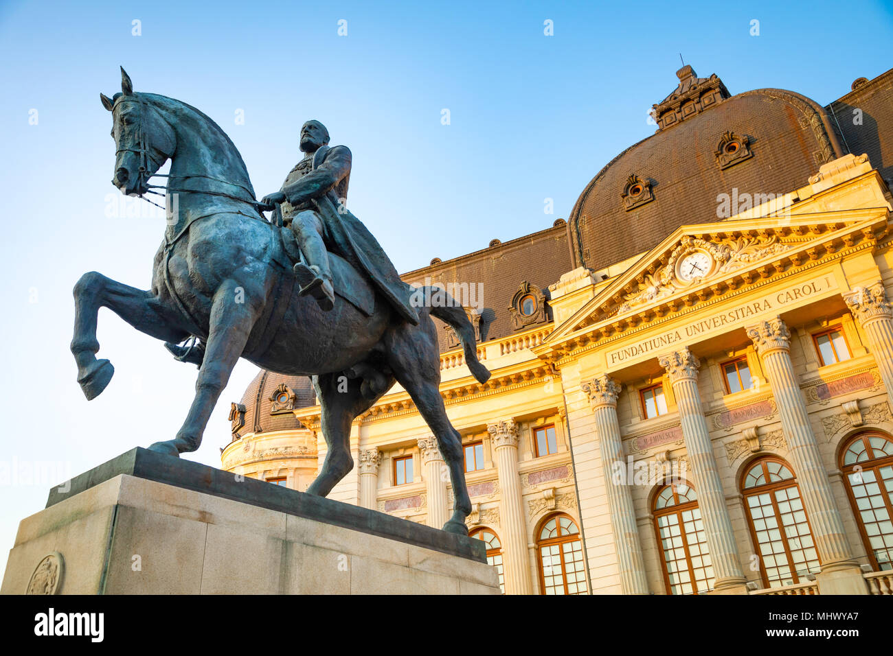 Bucharest Statue Stock Photos & Bucharest Statue Stock Images Alamy