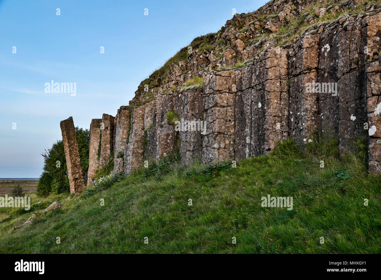 Basaltic cliff hi-res stock photography and images - Alamy