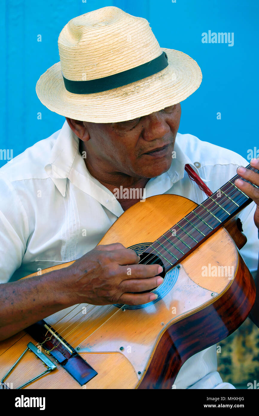 Guitar playing busker, Calle Obispo, Havana, Cuba Stock Photo