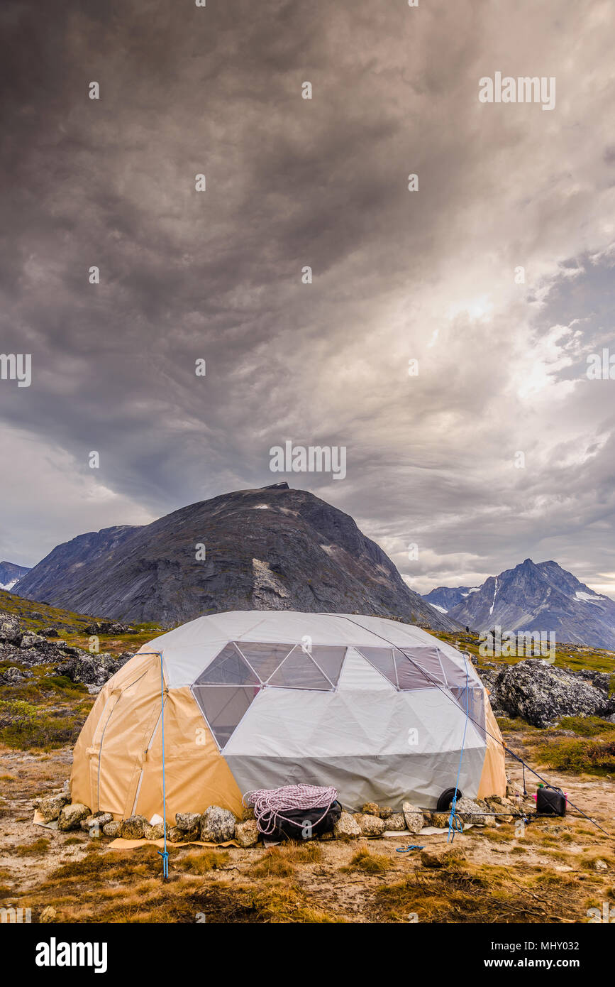 Tent pitched in the Tasermiut Fjord, Narsaq, Vestgronland, Greenland Stock Photo