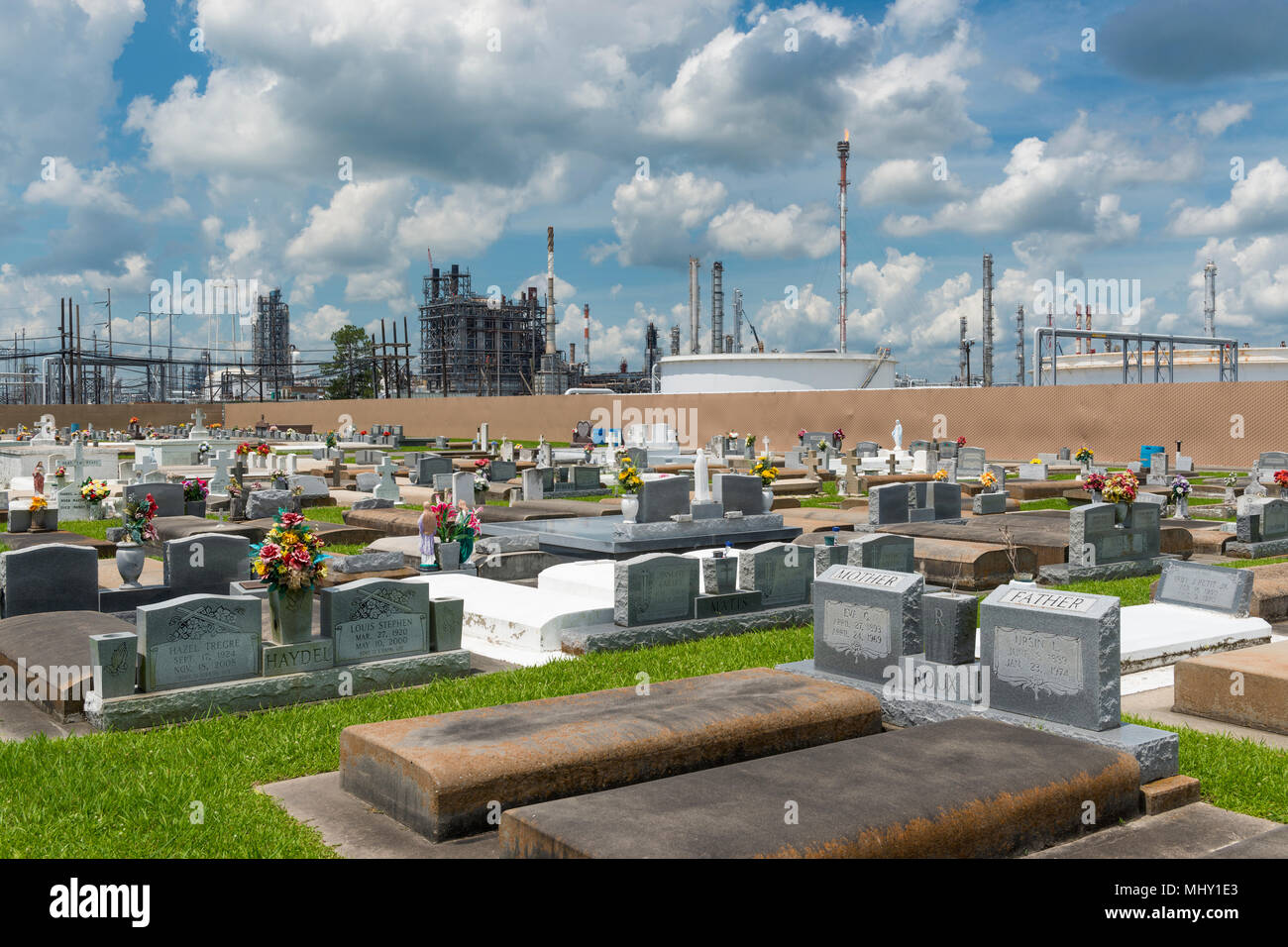 Taft La Zip Code Taft, Louisiana - June 20, 2014: View Of The Holy Rosary Cemetery In Taft,  Louisiana, With A Petrochemical Plant On The Background. The Cemetery Is Lo  Stock Photo - Alamy