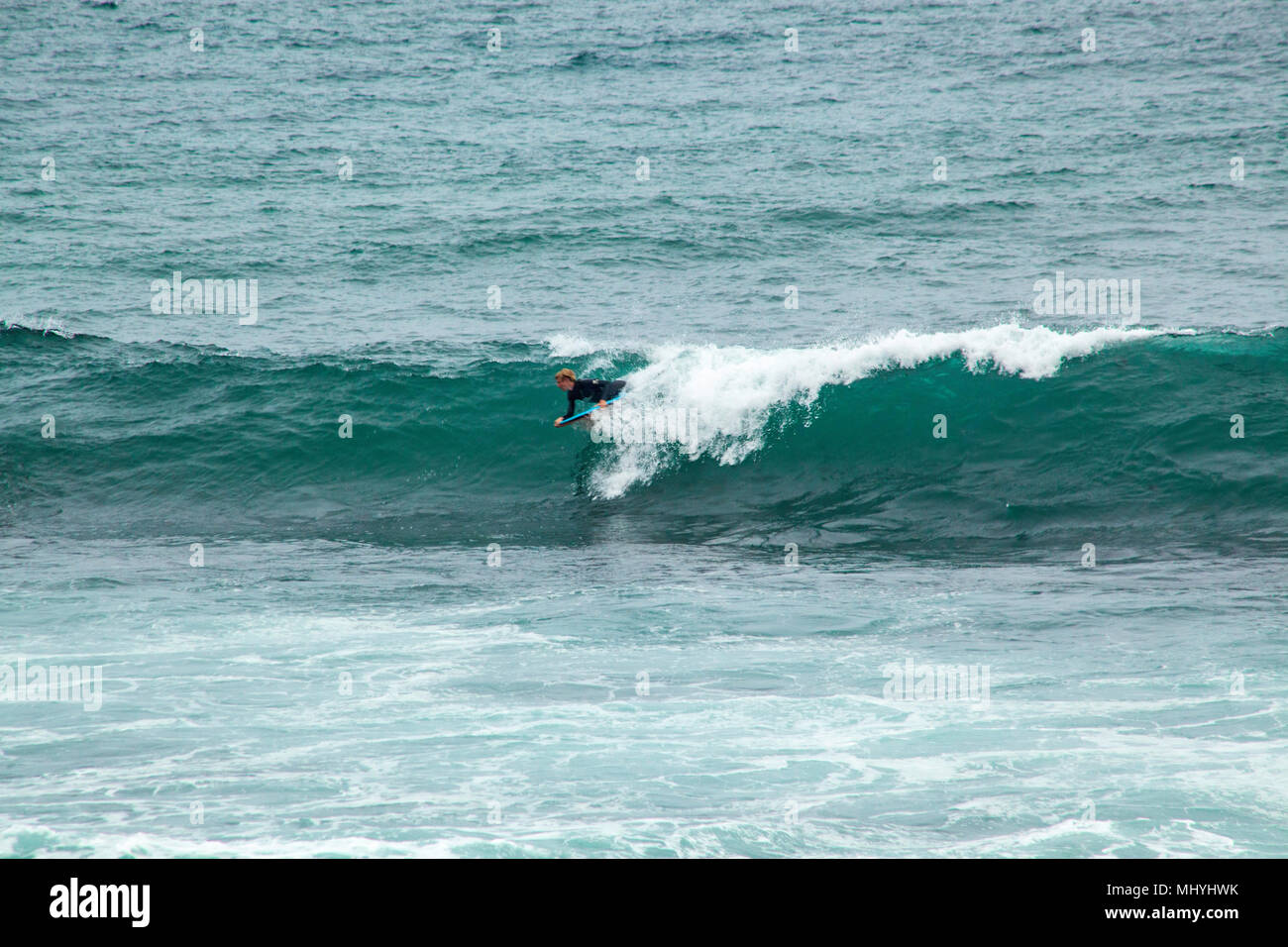 Wave waves sport beach hires stock photography and images Alamy