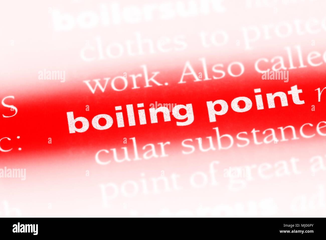 boiling-point-word-in-a-dictionary-boiling-point-concept-stock-photo