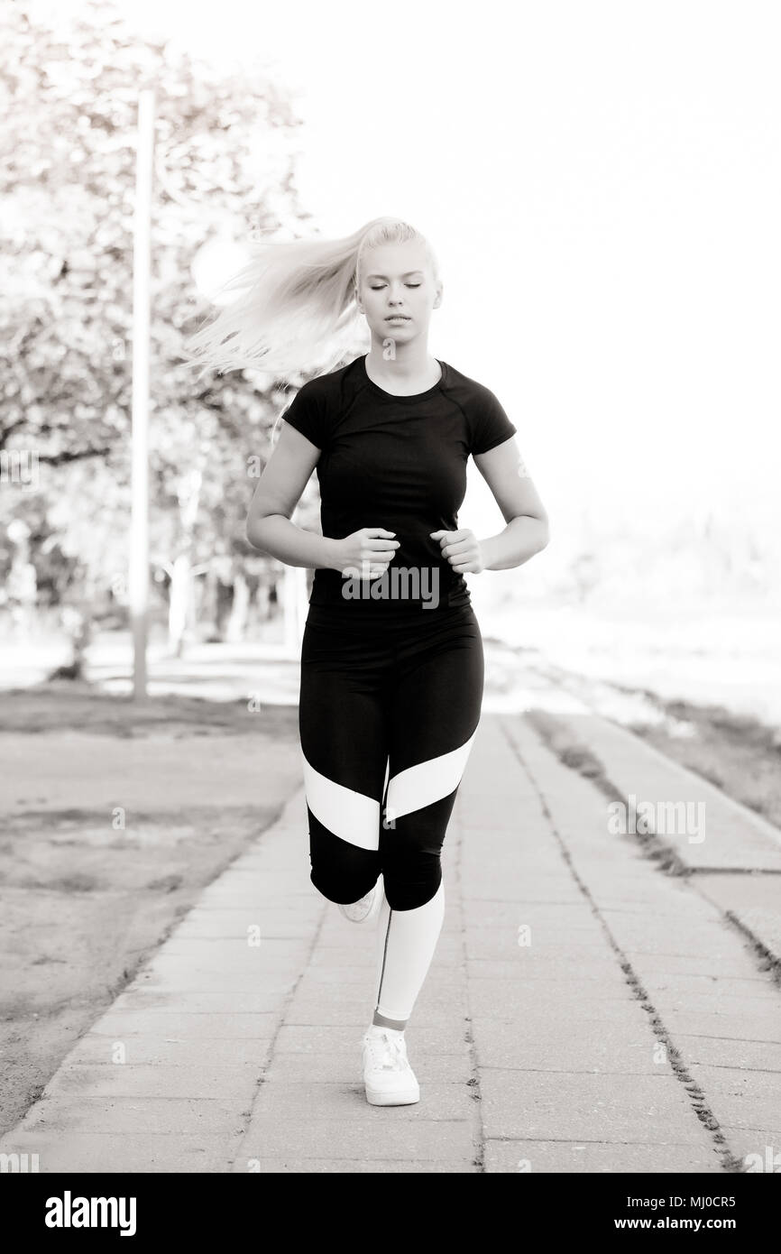 white runners girls