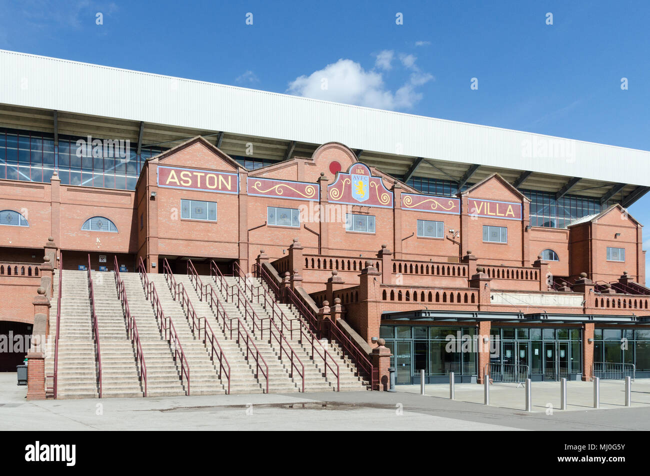 Aston villa holte end hi-res stock photography and images - Alamy