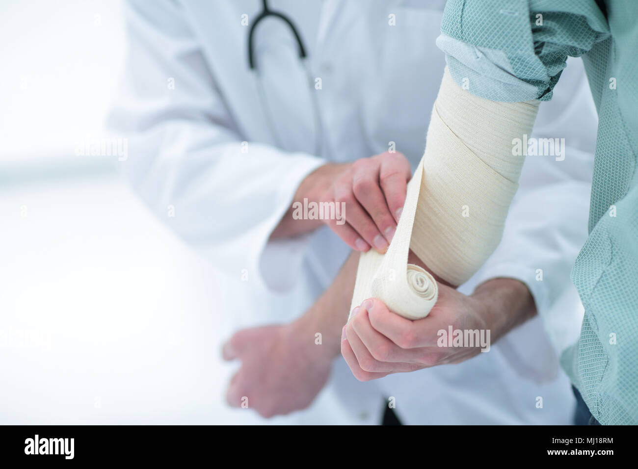 closeup.doctor applying elastic bandage Stock Photo