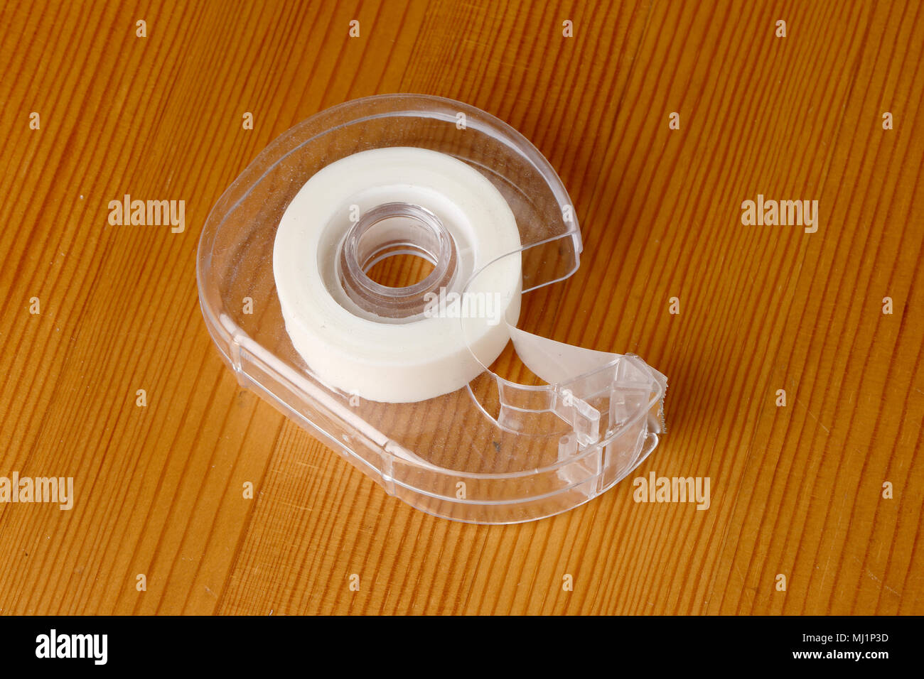Cloth tape hi-res stock photography and images - Alamy