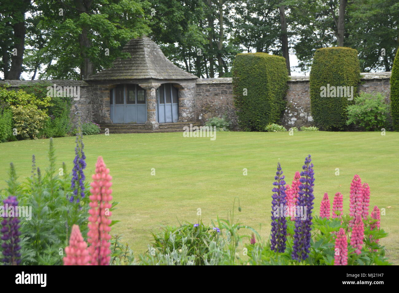 Earlshall Castle Gardens, Leuchars, Fife, Scotland Stock Photo