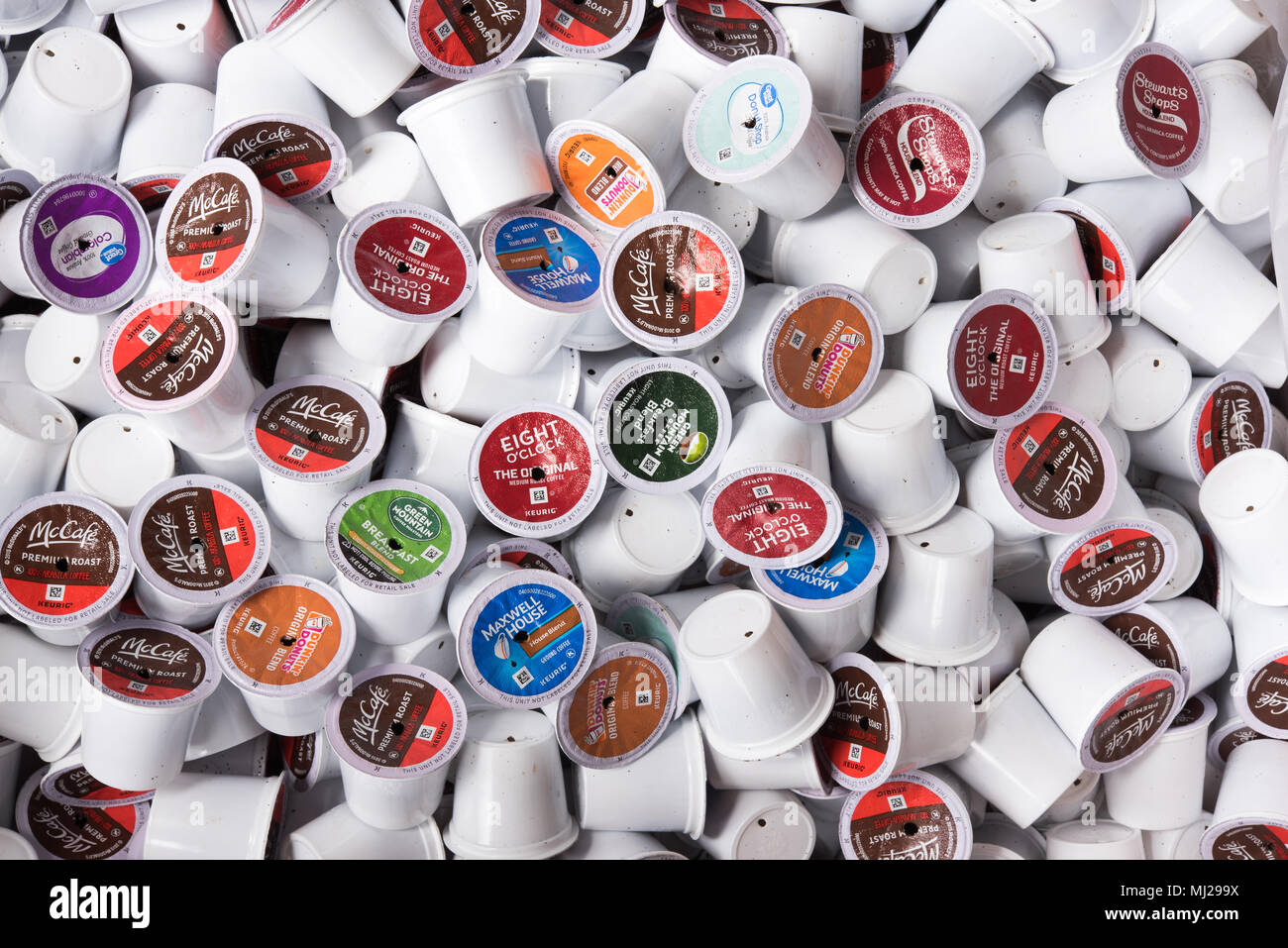 https://c8.alamy.com/comp/MJ299X/a-pile-of-used-discarded-k-cups-in-a-business-office-concept-waste-pollution-excess-consumption-MJ299X.jpg