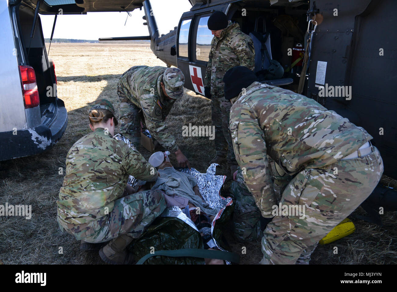 U s army medevac personnel hi-res stock photography and images - Alamy