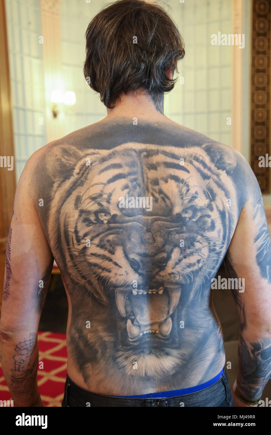 #ink | TikTok, image size:866x1390