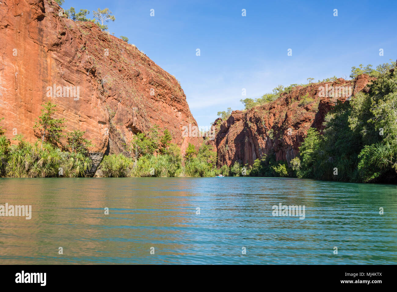 Lawn Hill, Queensland, Australia. Canoeing through Lawn Hill Gorge in Bodjamulla National Park in outback Far North Queensland. Stock Photo