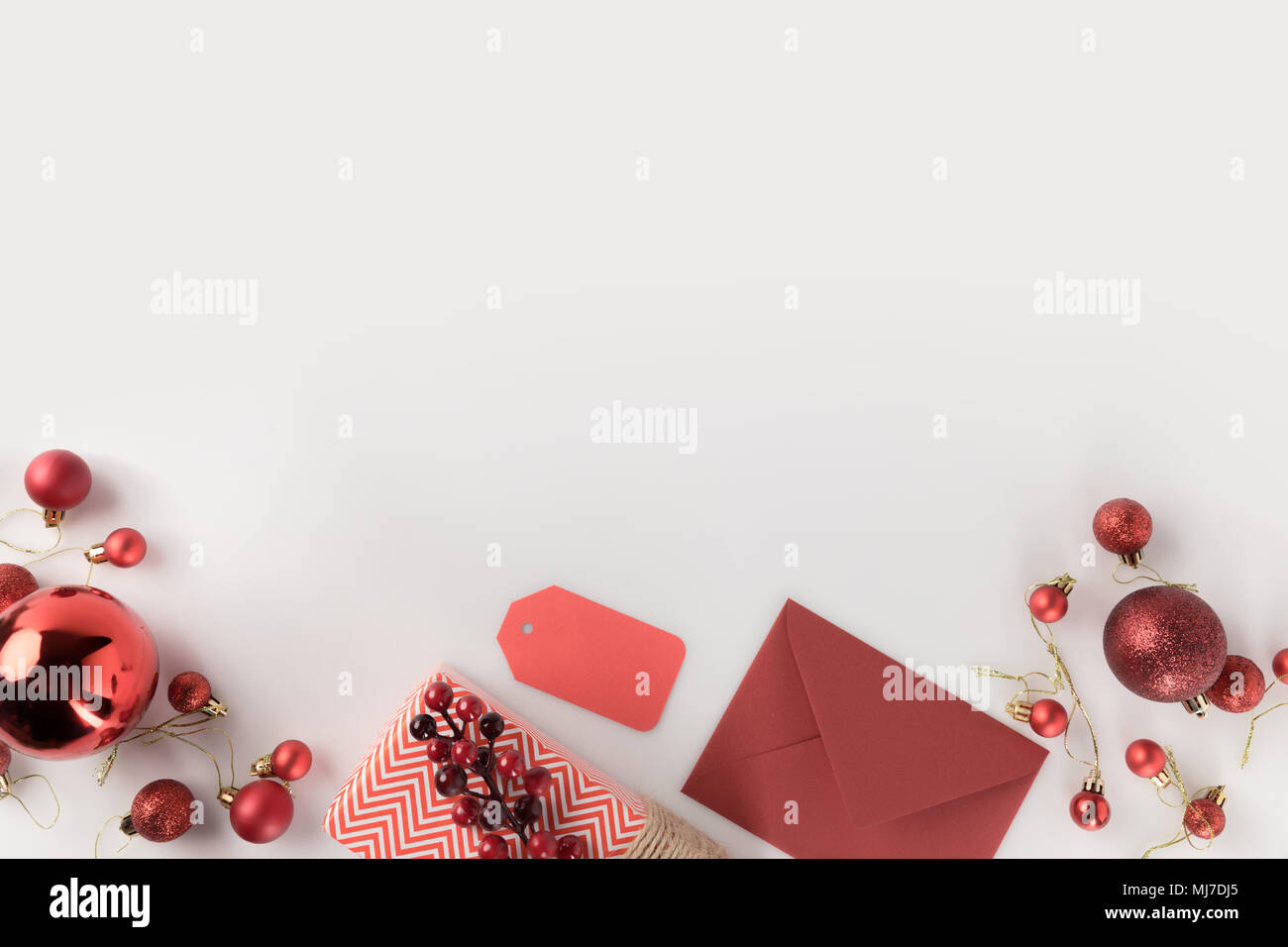 christmas present and envelope Stock Photo Alamy