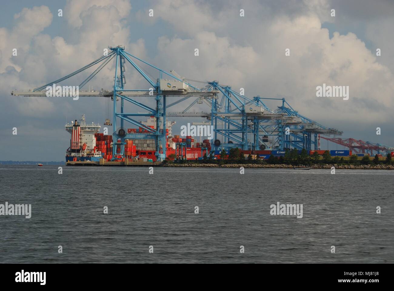 Port of Virginia in the main stem of the Elizabeth River at the mouth