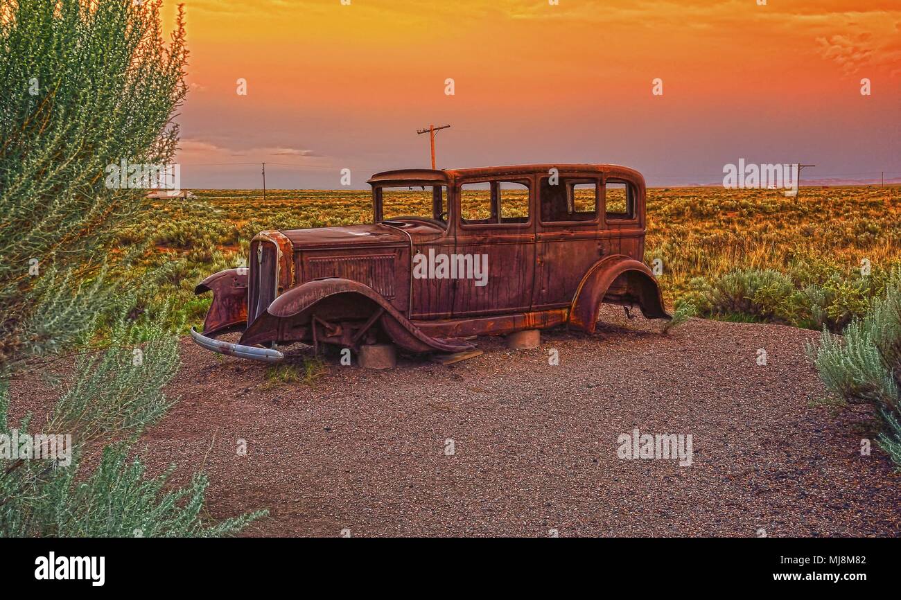 Abandoned car park desert hi-res stock photography and images - Alamy