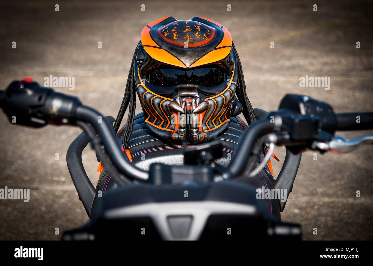 2018 custom motorcycle helmet Venom-Spiderman Mutation 2018 Design Custom Helmet