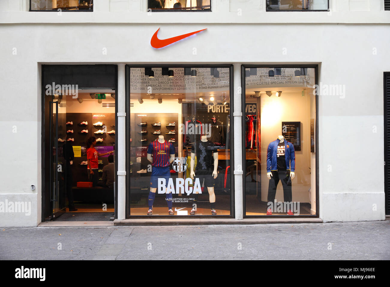 PARIS - JULY 20: Nike store on July 20, 2011 in Paris, France. Nike is one  of most recognized sports fashion brands worldwide. It exists since 1964 an  Stock Photo - Alamy