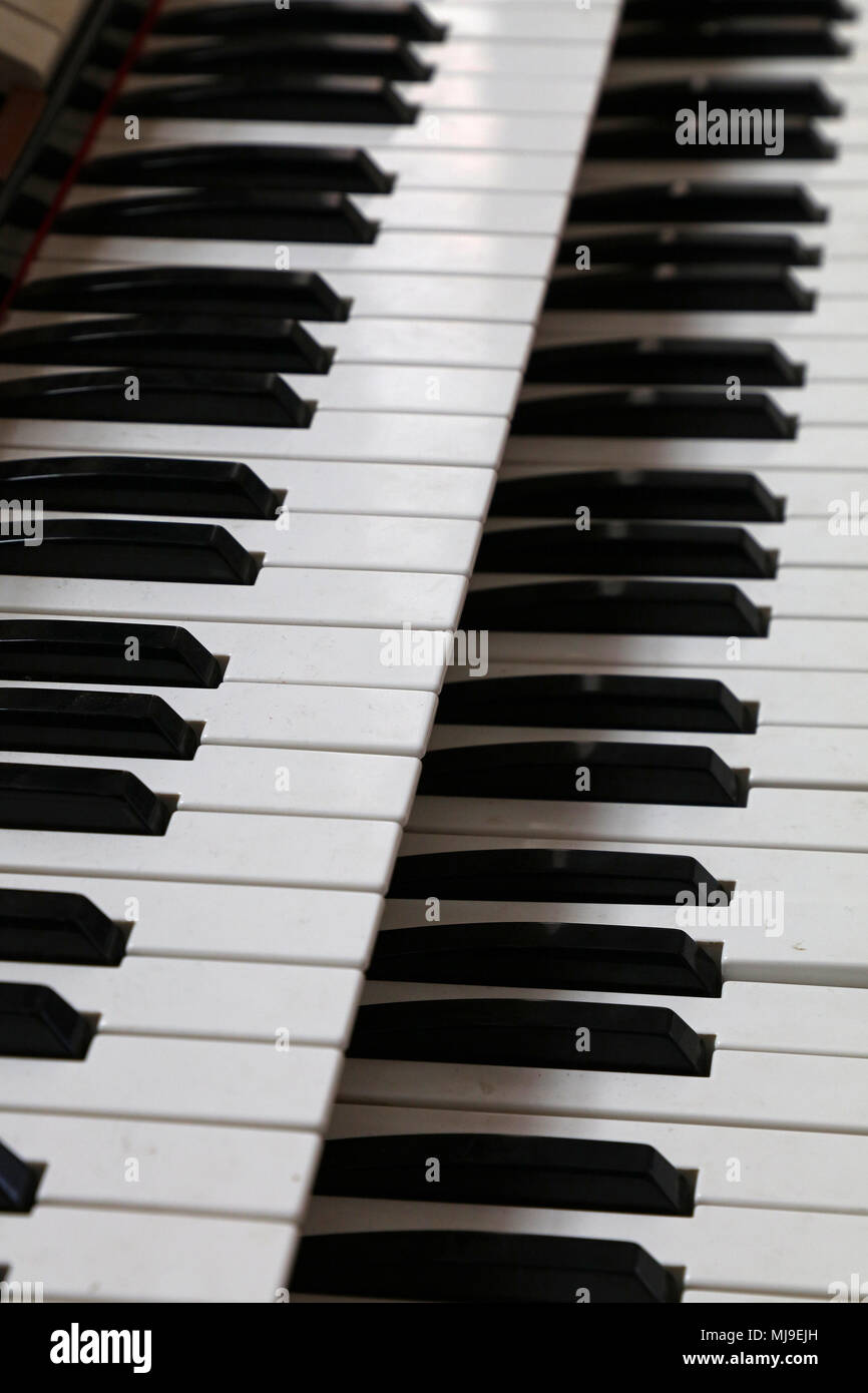 Two manual organ hires stock photography and images Alamy