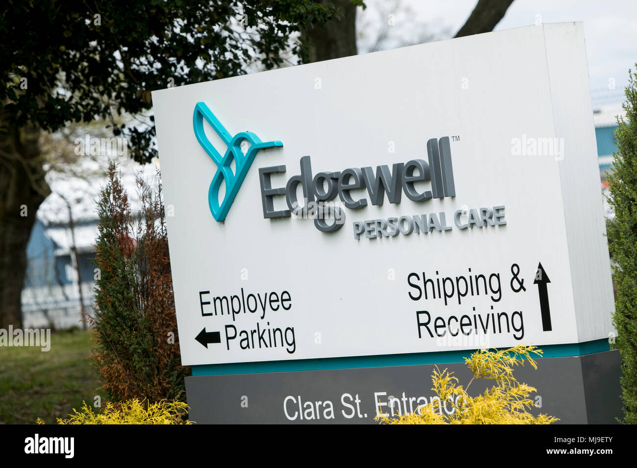 Edgewell Sign A logo sign outside of a facility occupied by Edgewell Personal Care in ...