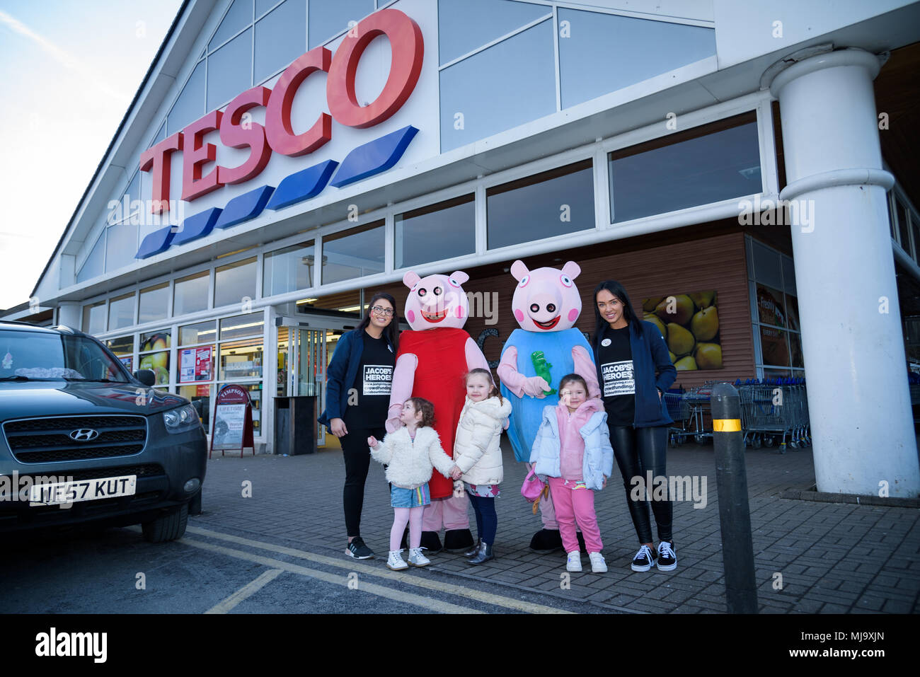 Tesco plc hires stock photography and images Alamy