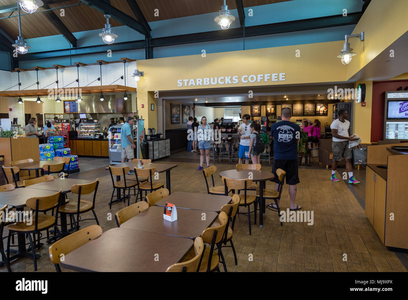 Valley Forge Pa Usa June 20 2016 The New Rest Area And Travel Plaza On The Pennsylvania Turnpike Stock Photo Alamy