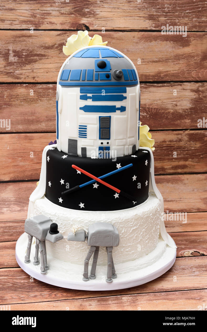 Star wars themed wedding cake Stock Photo - Alamy
