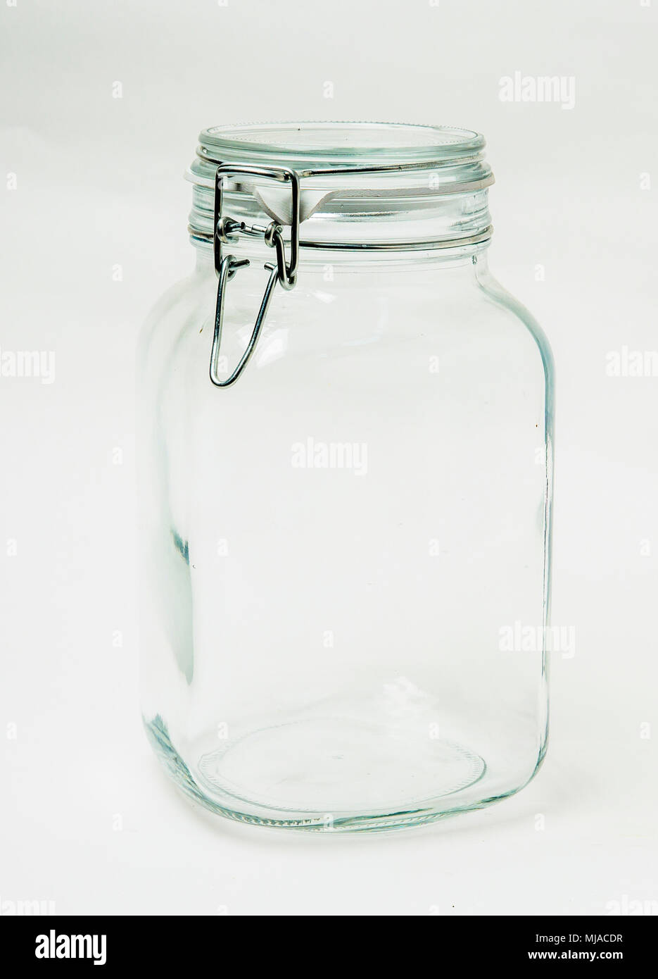 Download Mason Jar Empty High Resolution Stock Photography And Images Alamy