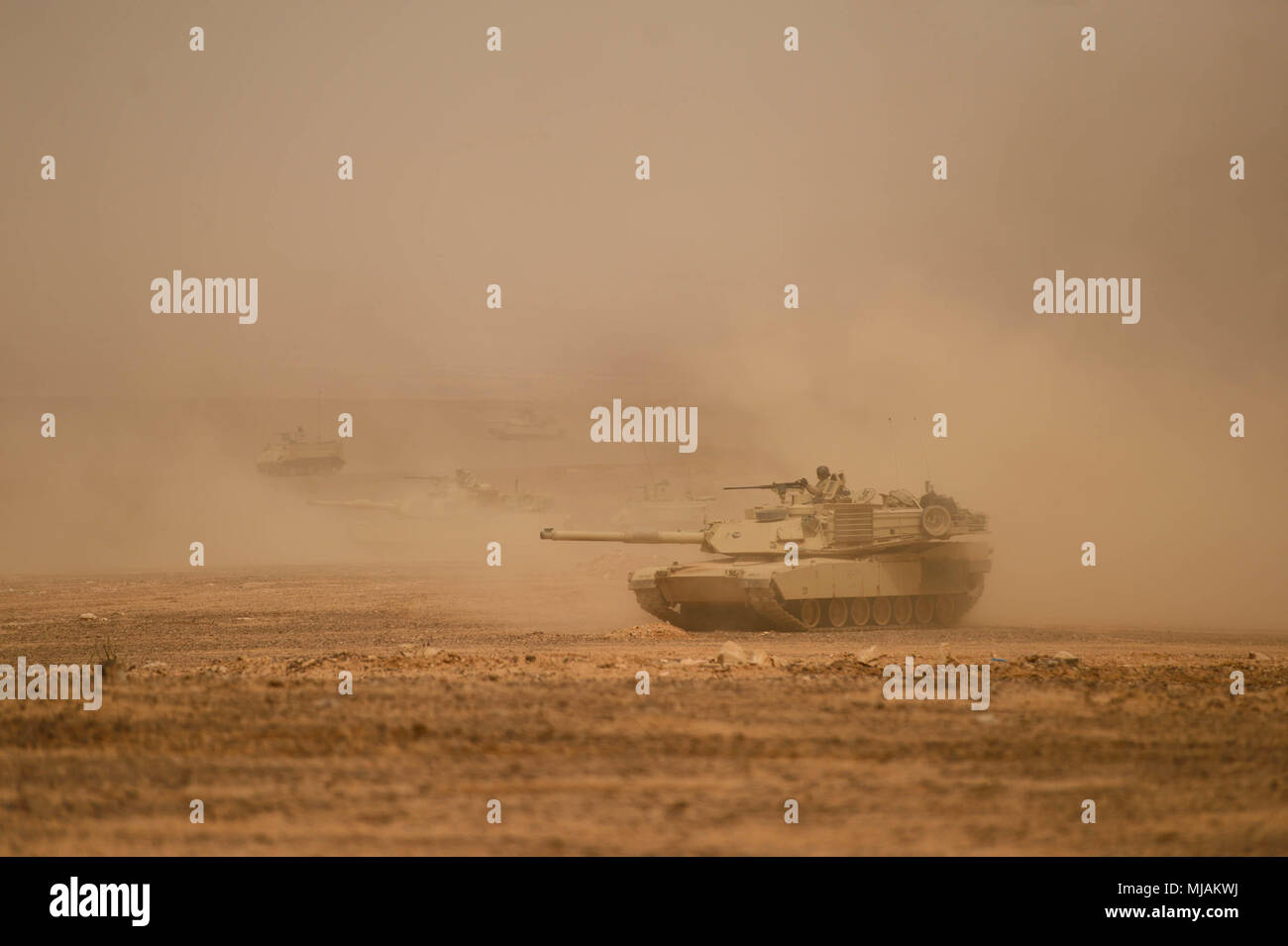 M1 Abrams is a third generation American main battle tank designed by ...