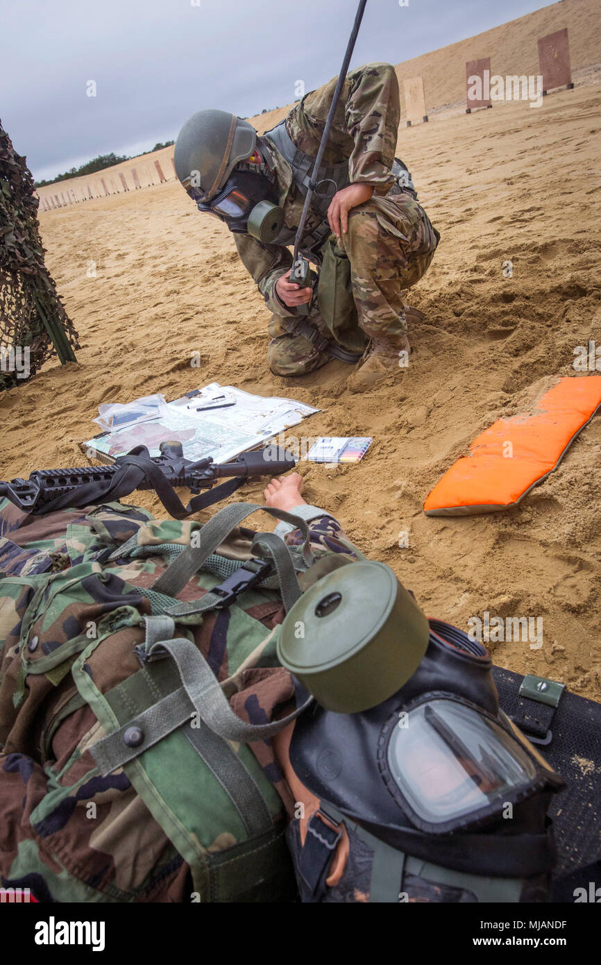 An prc 152 radio hi-res stock photography and images - Alamy