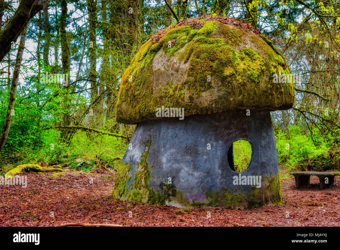 McMinnville, Oregon, USA - April 4, 2018:  Mushroom house in a nearly abandoned city park in McMinnville, Oregon Stock Photo