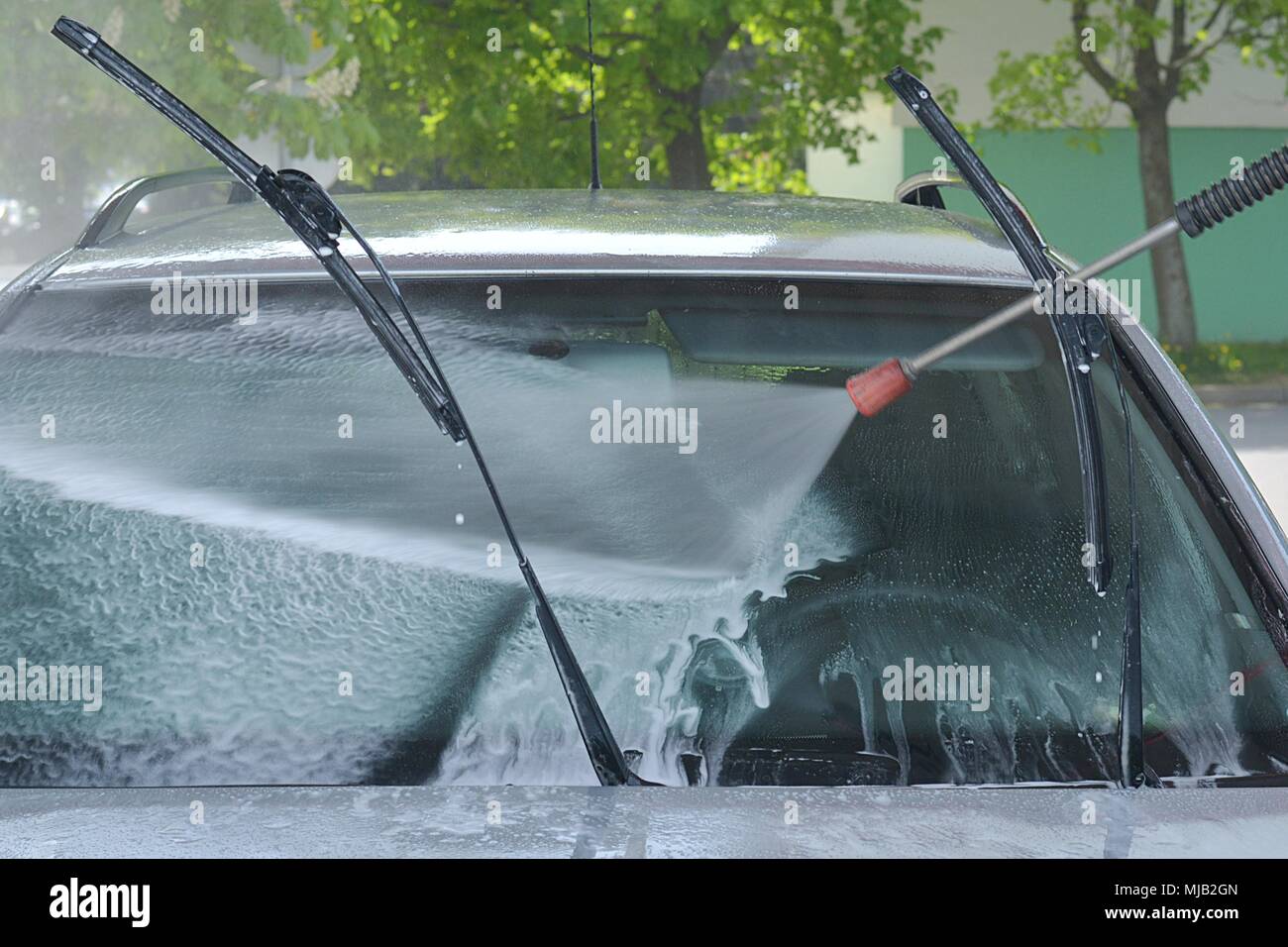 hand washing car Stock Photo Alamy