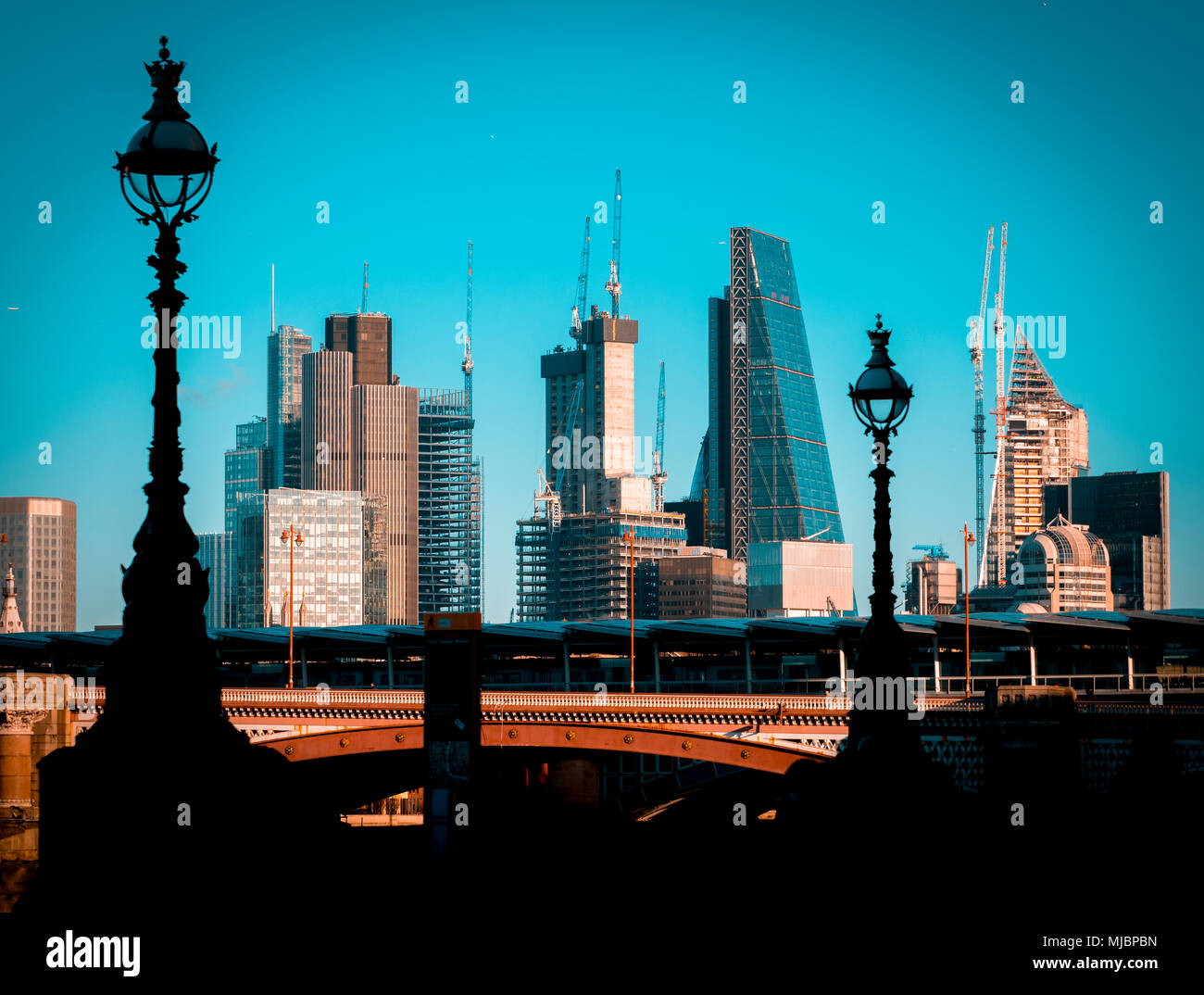 London city district hi-res stock photography and images - Alamy