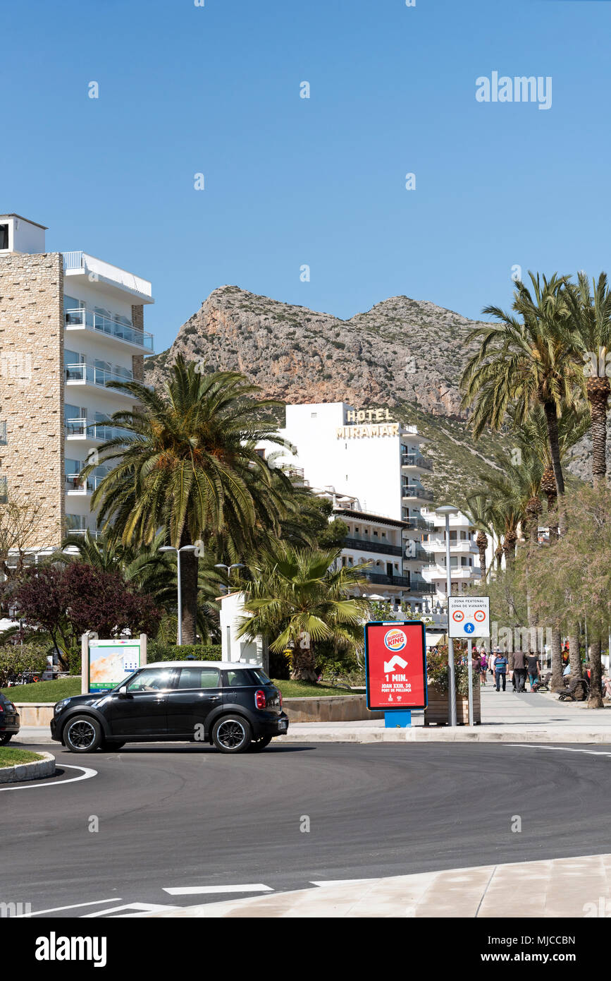 Small Trees Car Stock Photos & Small Trees Car Stock Images Alamy