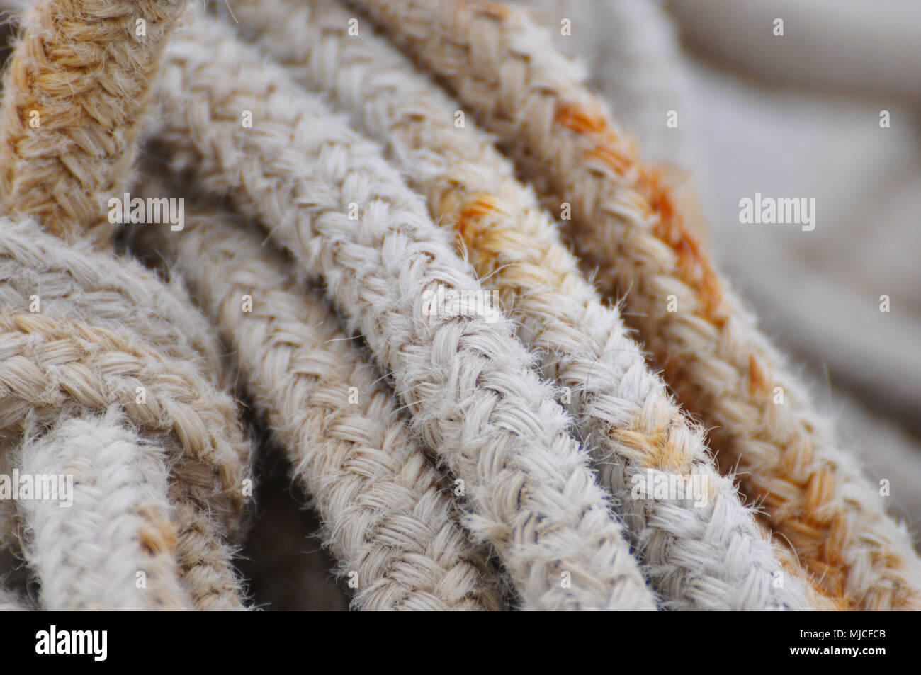 Yarn White Rope Look In Rope yarn knot hi-res stock photography and images - Alamy