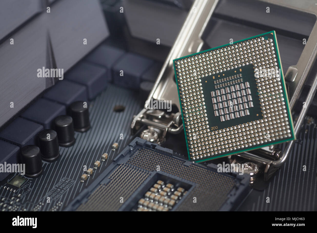 Lga 1151 hi-res stock photography and images - Alamy