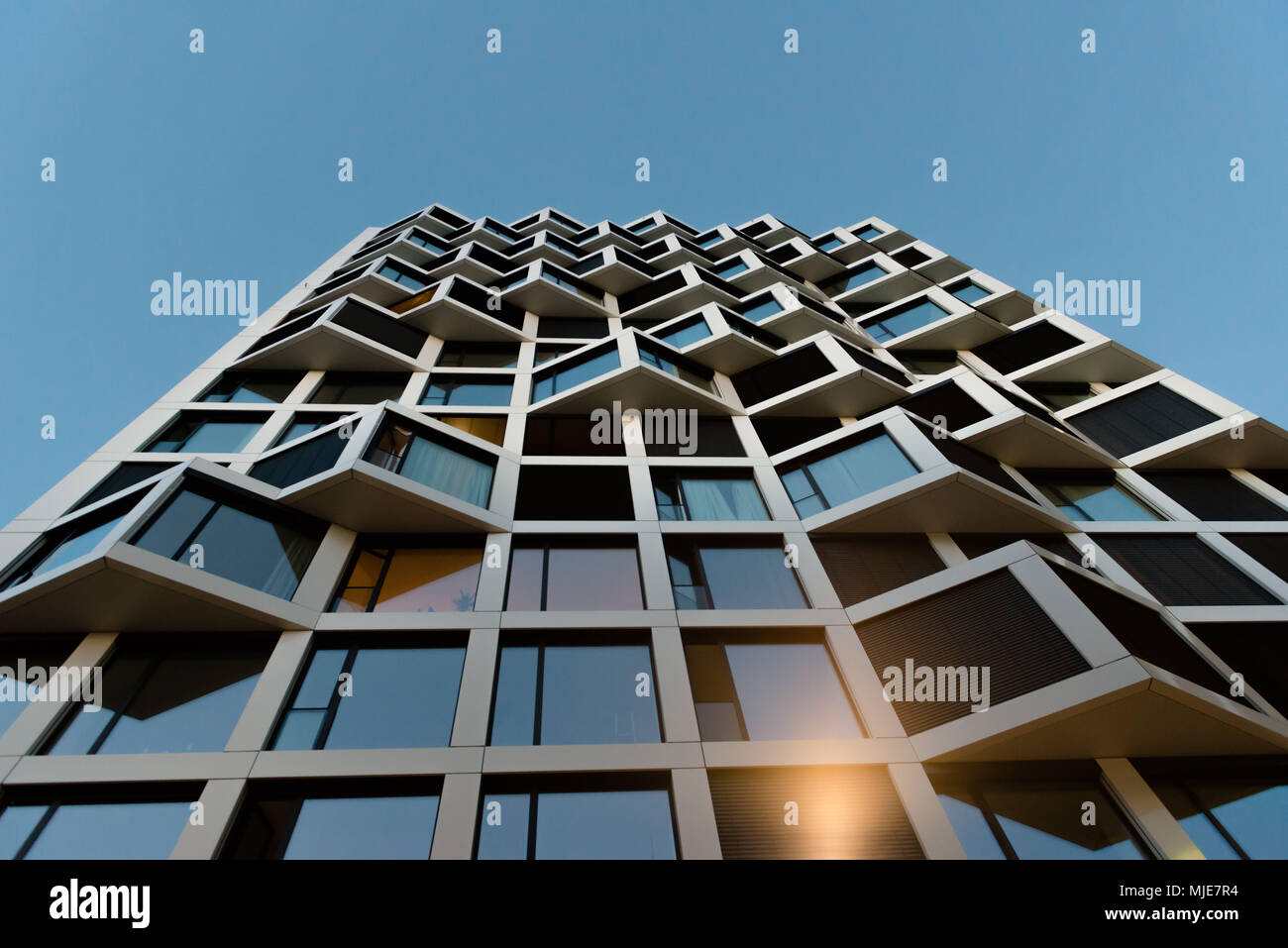 modern architecture Munich, residential tower, Friends, Friedenheimer ...