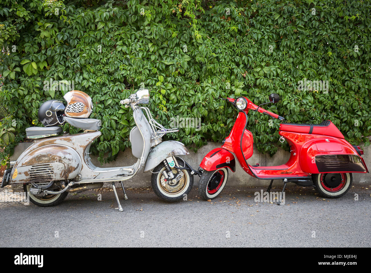 Two parking scooters hi-res stock photography and images - Alamy