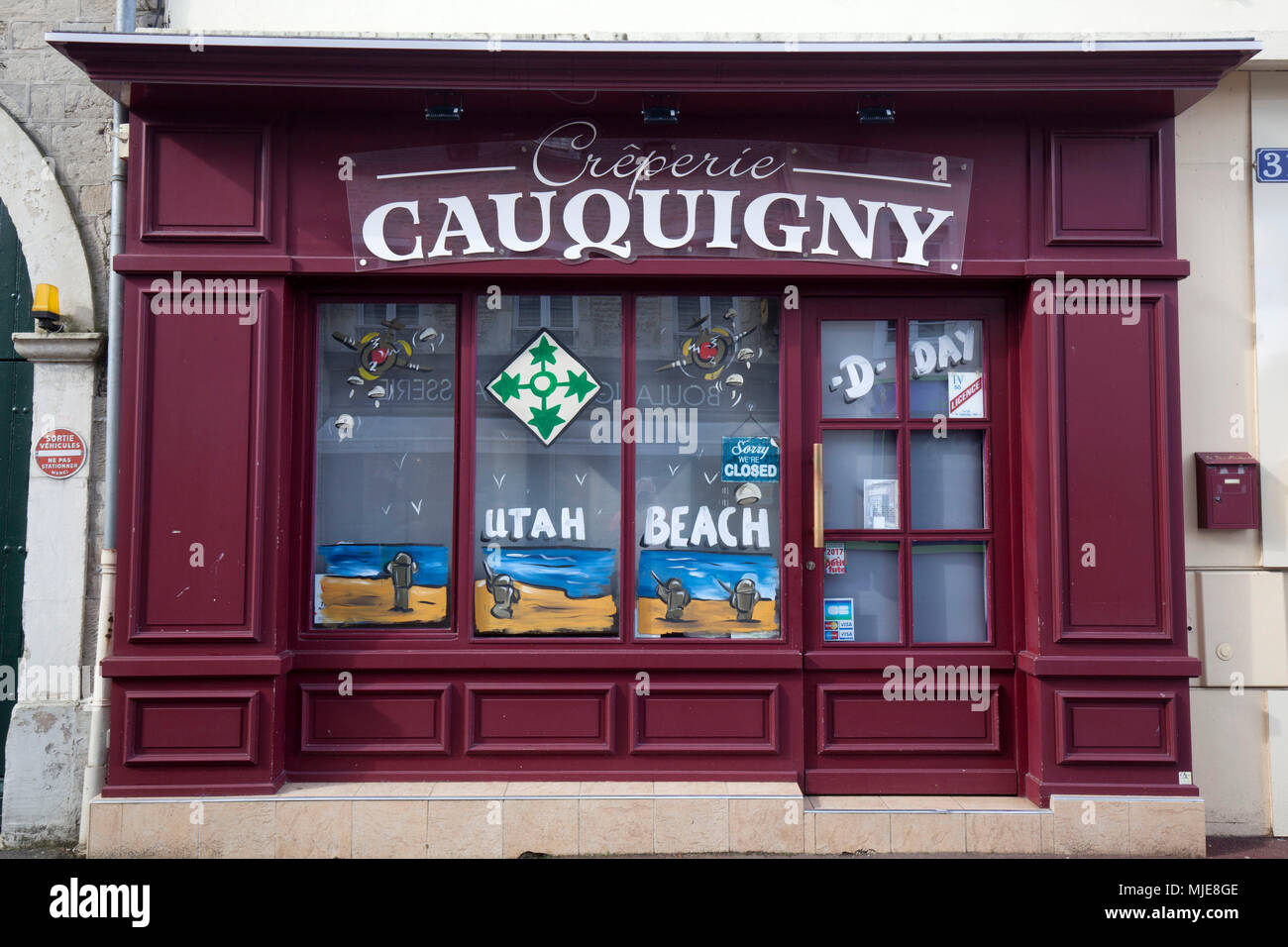 House facade in sainte mere eglise hires stock photography and images