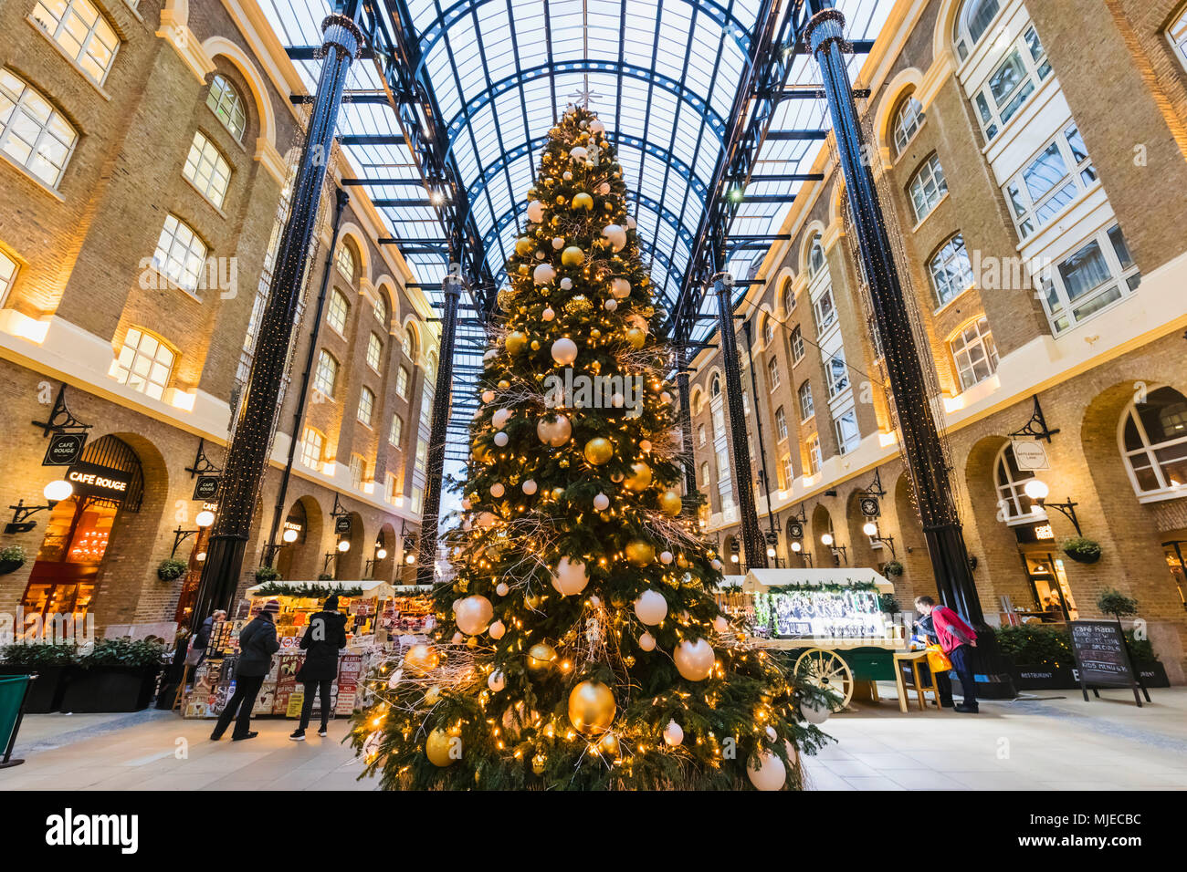 England, London, Southwark, London Bridge City, Hays Galleria