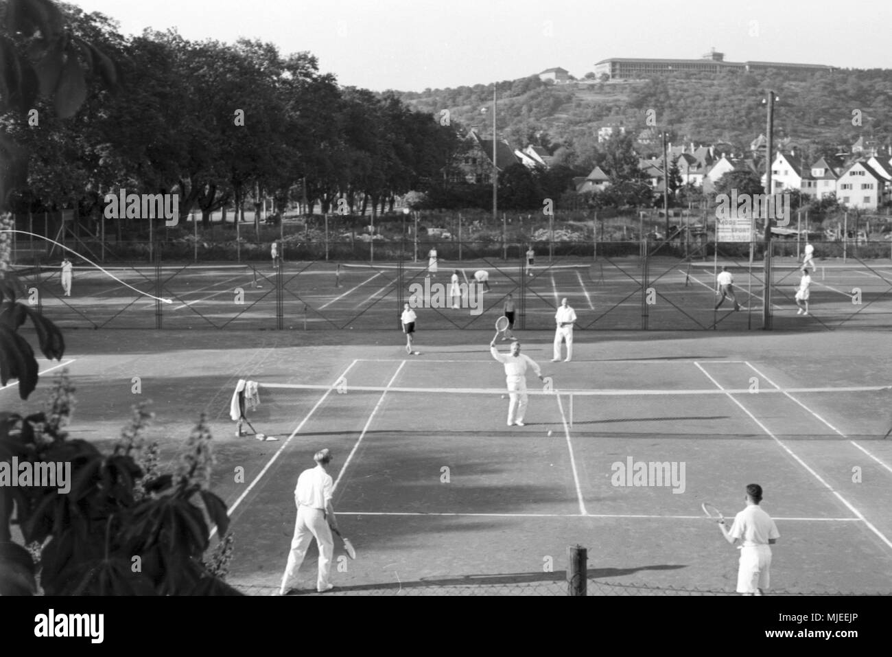 Tennisspieler in Tübingen, Deutsches Reich 1930er Jahre.Tennis players in Tübingen, Germany 1930s. Stock Photo