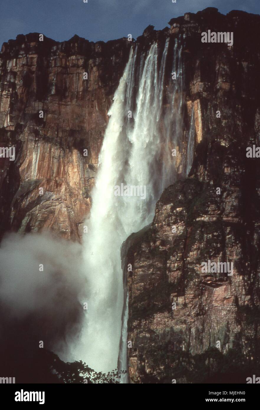 Angel falls view hi-res stock photography and images - Alamy