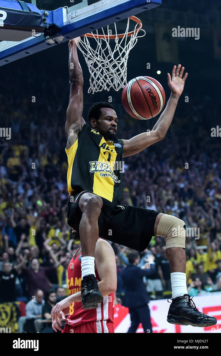 04 May 2018, Greece, Athens: Basketball, Champions Legaue, Final Four, semi- final, AEK vs UCAM Murcia: AEK's Kevin â··Punter in action. Photo: Angelos  Tzortzinis/dpa Photo: Photo: Angelos Tzortzinis/dpa Stock Photo - Alamy