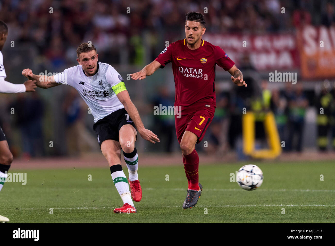 Jordan Brian Henderson of Liverpool FC and Lorenzo Pellegrini of Roma  during the Uefa ' Champions League ' Semi-finals , 2st leg, match between Roma 4-2 Liverpool FC  at Olimpic Stadium on May 2, 2018 in Roma, Italy. (Photo by Maurizio Borsari/AFLO) Stock Photo