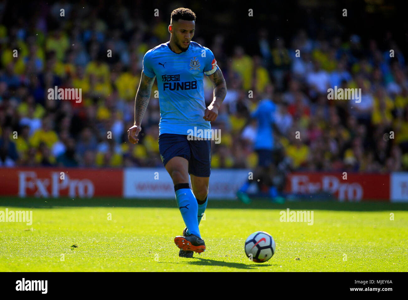 London, UK. 5th May, 2018. Jamaal Lascelles of Newcastle United in action. Premier League match, Watford v Newcastle United at Vicarage Road in Watford, London on Saturday 5th May 2018. this image may only be used for Editorial purposes. Editorial use only, license required for commercial use. No use in betting, games or a single club/league/player publications. pic by Steffan Bowen/ Andrew Orchard sports photography/Alamy Live news Stock Photo