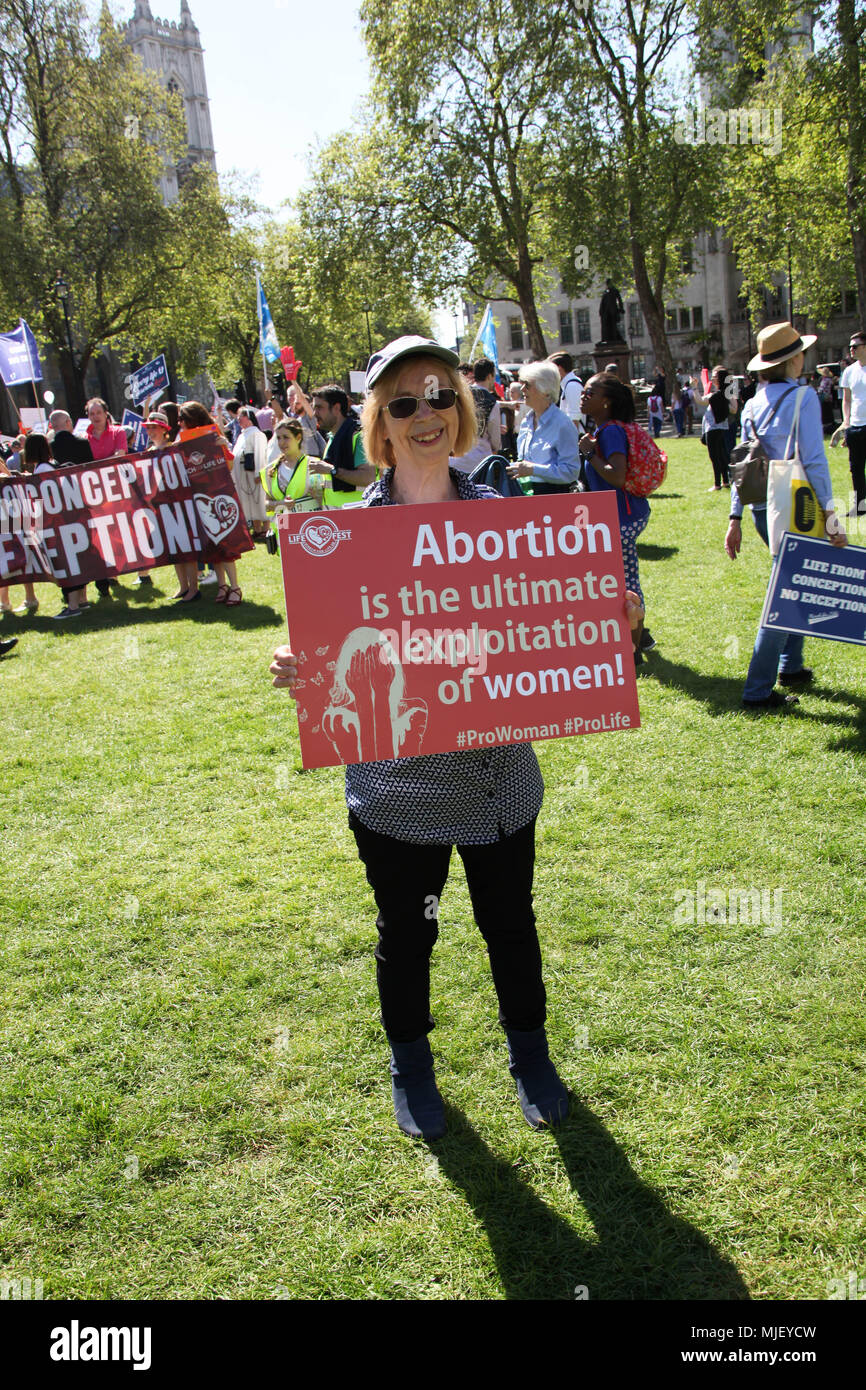 London, UK. 5th May, 2018. Pro-life demonstrator Credit: Alex Cavendish/Alamy Live News Stock Photo
