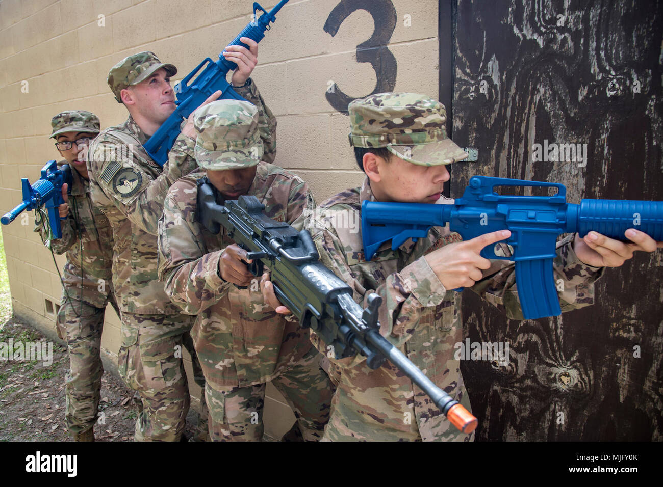 Dismounted ops hi-res stock photography and images - Alamy
