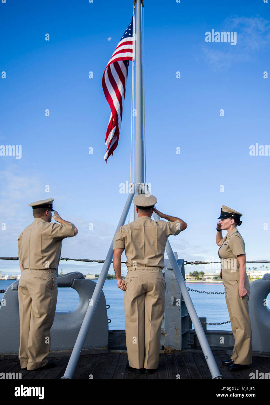Veterans day trading hours