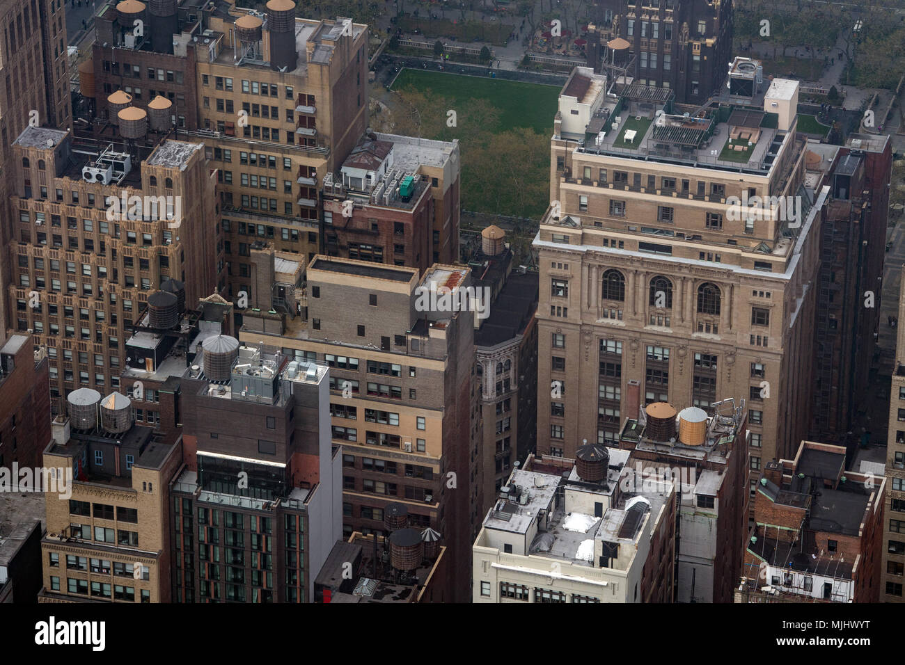 roof and water towers on top of new york manhattan skyscrapers building ...